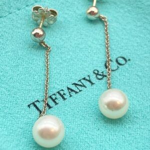 Elegant Pearl Drop Earrings